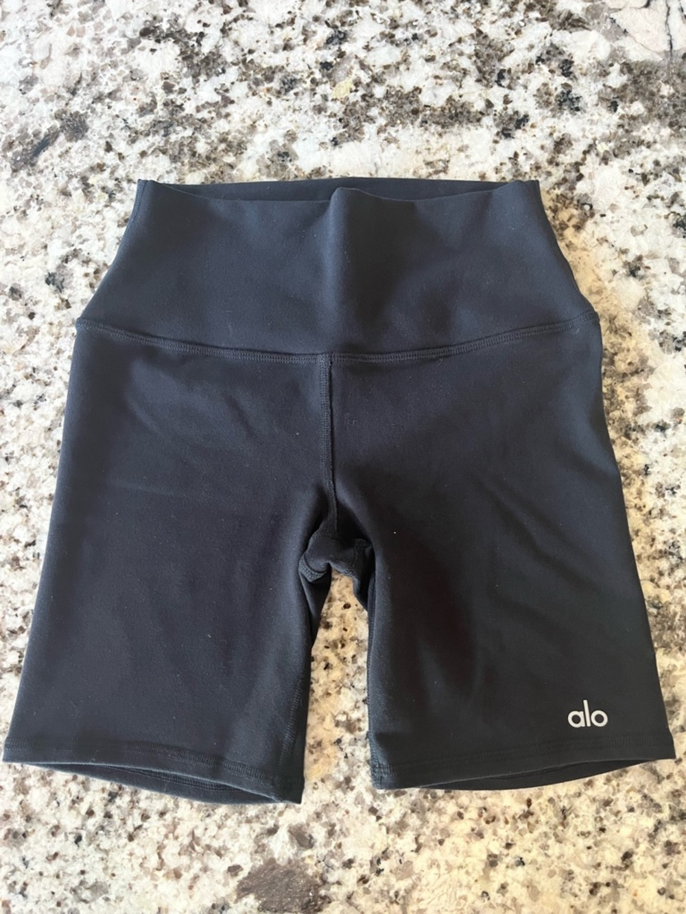 ALO Yoga Black  Bike Shorts size SMALL